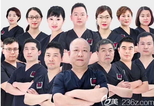 清华阳光口腔具有10-30年的医生团队