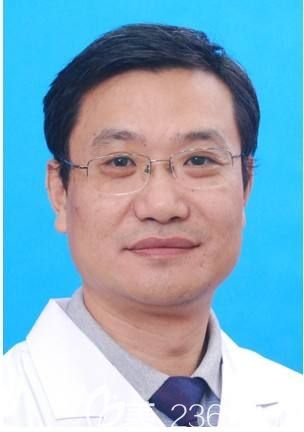天津联合丽格医疗美容医院整形外科博士朱晓峰博士